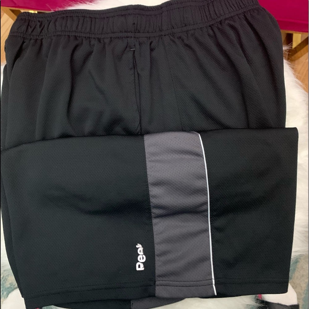 Reebok Shorts. Men’s XL